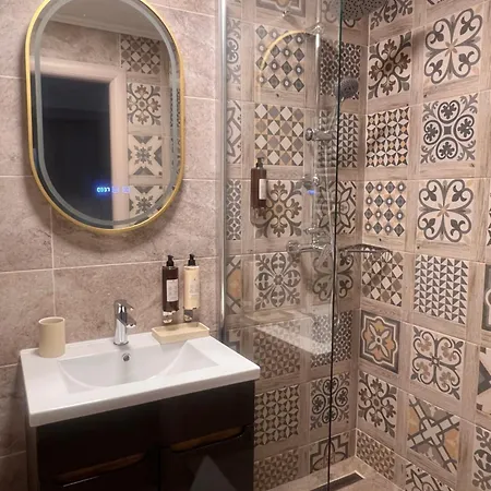 Apartment Xili's Relax And Chill Apartment, Netflix, Peaceful Location In Brasov