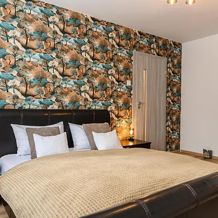 Xili's & Free Private Parking *