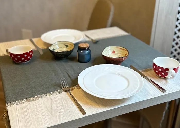 Xili's & Free Private Parking *