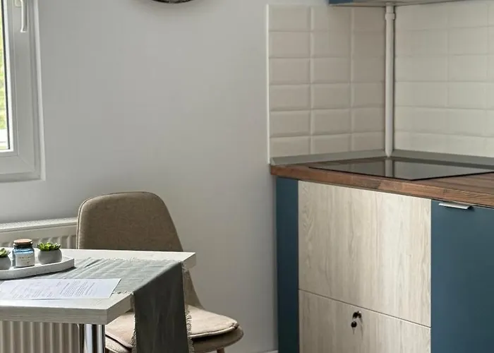 Xili's & Free Private Parking Brasov