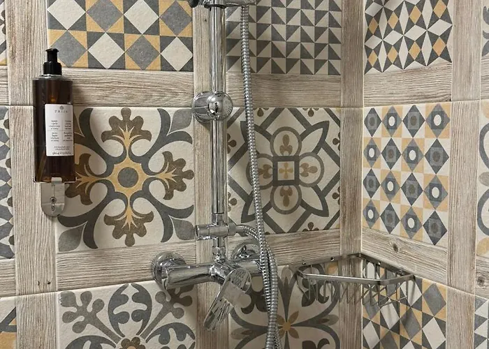 Xili's & Free Private Parking Apartment *