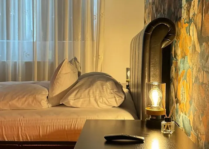 Xili's & Free Private Parking Apartment *