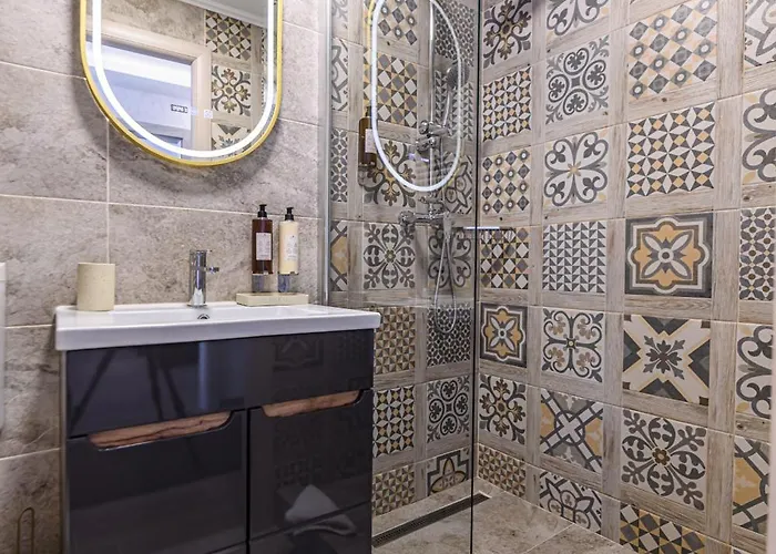 Xili's & Free Private Parking * Braşov